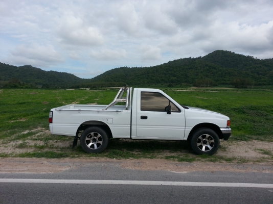 Isuzu มังกร ช่วงสั้น 4 ขอ