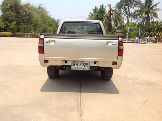 ดราก้อนอาย เกียออโต้ ดีเซล2,800cc รถสวยพร้อมใช้งาน