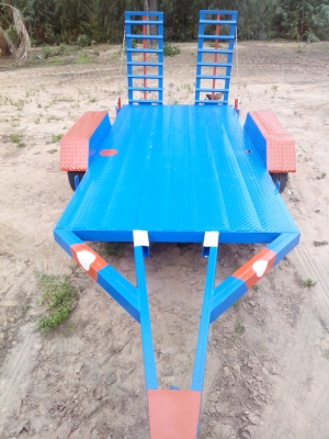 รถลากรถเกี่ยว รถลากรถเกี่ยว