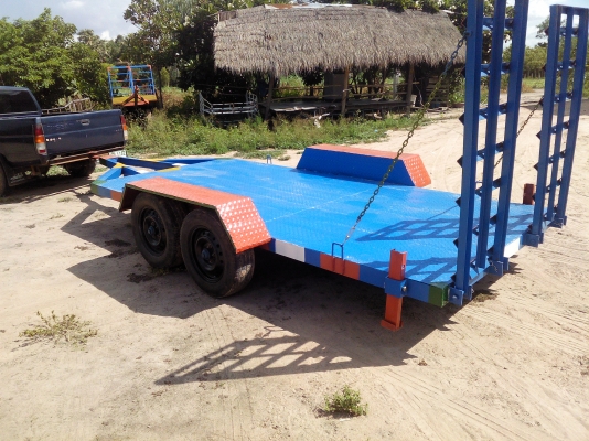 รถลากรถเกี่ยว รถลากรถเกี่ยว