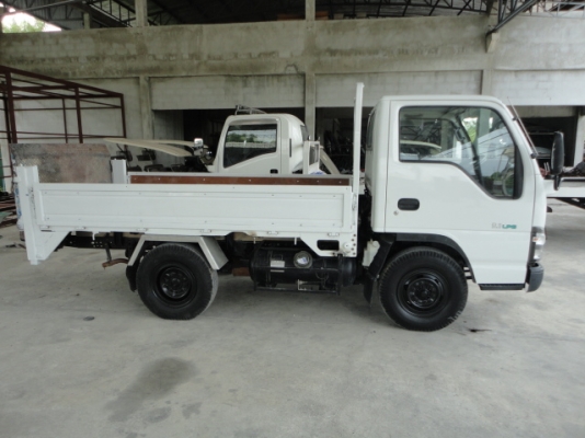 รถบรรทุก 4 ล้อ รถบรรทุก 4 ล้อ