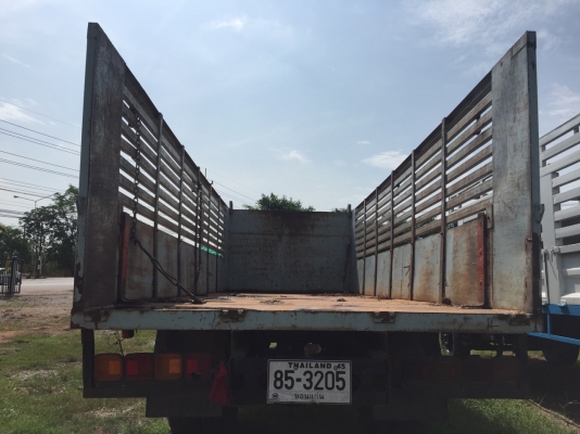 ขาย ISUZU 6 ล้อ กระบะเหล็ก ยาว 6.8 เมตร