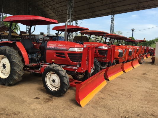 หาชื้อรถไถมือสอง คูโบต้า ยันม่าร์ แช้มป์ มาหาเราครับ ราคเป็นกันเอง พร้อมใช้งานสายๆครับสนใจ โทร0813655997 อำพร พาเจริญ ต วังบัว อ คลองขลุง จ กำแพงเพชร ดูสินค้าเพิ่มเติมได้ที่  (http://buasorn.truck2hand.com)