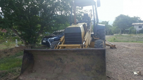 รถตักหน้าหลังขุด Ford New Holland รถตักหน้าหลังขุด Ford New Holland