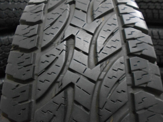 ขายยาง Bridgestone All Terain 265/70/16 กลางปี 11สวยๆ 1 ชุด