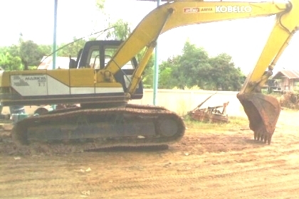 ขายด่วน..รถแบคโฮ KOBELCO SK200 M3 รถสวย ระบบไฟฟ้าทำงานดี ครบ ประหยัดน้ำมัน เกินคุ้ม โซ่ยังหนา ใช้ได้อีกนาน มีทะเบียนครบ.
