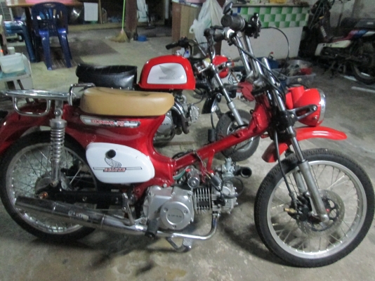 ขายเหมารวมc70และ กอลิล่ารวม  27000 ลดราคาสุดๆแล้วครับ25000