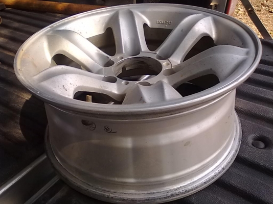 ล้อเล็บเหยี่ยว 1 วง เดิมๆ