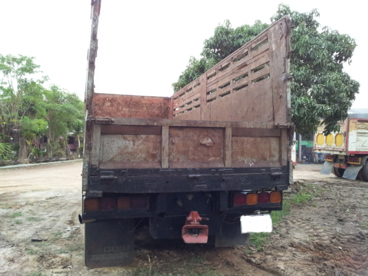 ขาย isuzu rocky