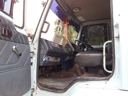 ขาย isuzu rocky