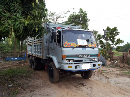 ขาย isuzu rocky