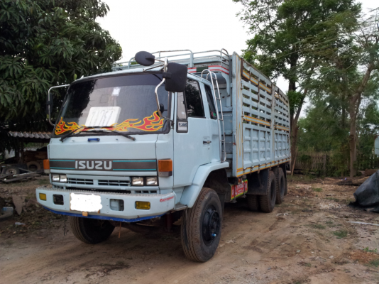 ขาย isuzu rocky