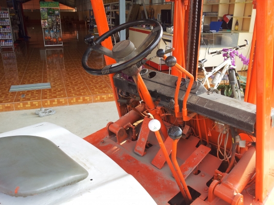 ขายแล้วครับรถฟอคลิกต์ toyota 4FD25  2.5 ตัน ดีเซล ขายแล้วครัขอบคุณพ่อเลี้ยงจาก เชียงแสน  ครับ