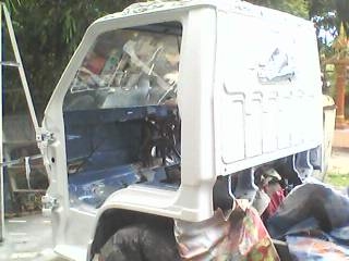 TK0791005ขาย ISUZU NKR 88 แรง 4ล้อ ยกหัวได้ สวย พร้อมใช้งาน ไม่ติดเวลา ทำสีใหม่ทั้งคัน จัดไฟแนนท์ได้ 1.4 แสน