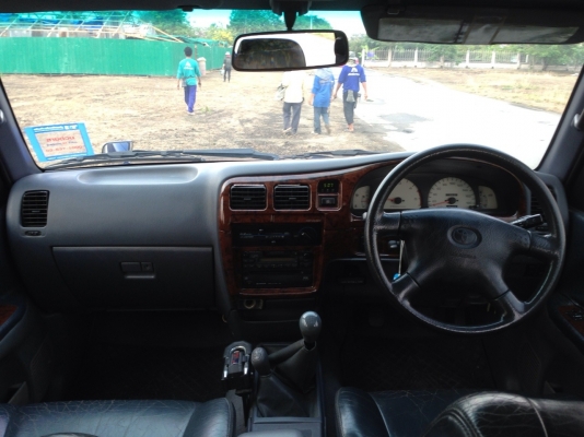 รถสวย สภาพดี พร้อมใช้งาน