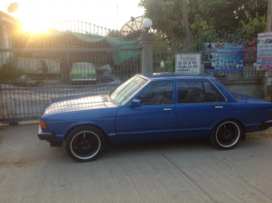 ของหายากFastback รุ่นแรกของ Mitsubishi ของหายาก Sport 2 ประตู สวยๆครับ + Datsun bluebird