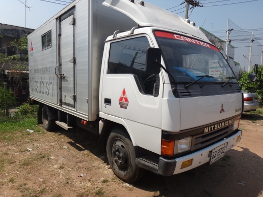 ขายด่วนรถหกล้อ พร้อมตู้ MITSU  CANTER  รถห้างมือเดียวพร้อมใช้งาน