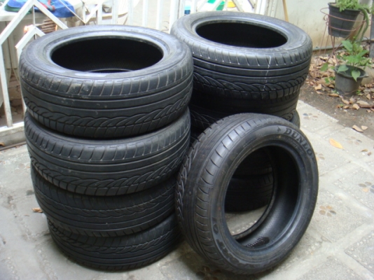 ขายยาง Dunlop 205/55/16 สภาพดี