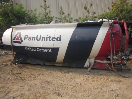 ขาย-ถังบรรจุปูนซีเมต์ผงขนาดใหญ่ สำหรับรถหัวลาก ของนำเข้าจากนอก สภาพพร้อมใช้งาน