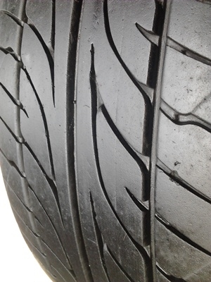 ขายยาง215/45/17 ปี 1810 DUNLOP LM 703 1 ชุด  ราคา :  5,200.00  บาท