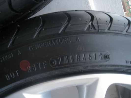 ขายล้อแม็กเดิม mazda2 16"x6.5" 4/100 et50+ยางปี12(081-3747940)