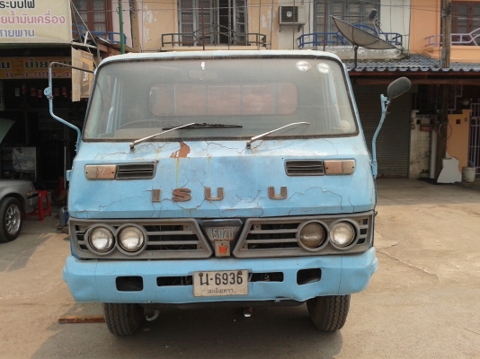 ขายหกล้อ 100hp ขายหกล้อ 100hp