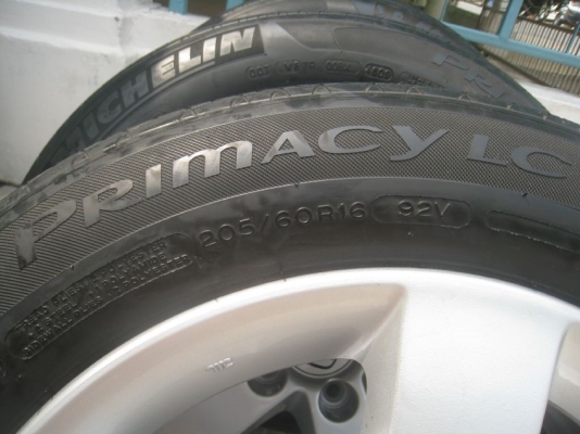 ขายล้อแม็ก Honda civic 16"x6.5" 5/114 et45 +ยางปี 09 (081-3747940)