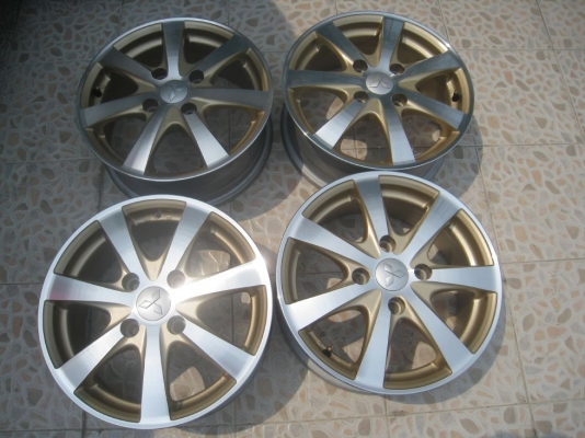 ขายล้อแม็ก Mitsubishi lanser 15"x6" 4รู114 et+46 (081-3747940)