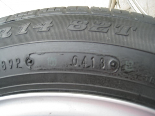 ขายกะทะล้อ toyota vios 14" 4/100 +ฝาครอบ+ยางปี13(081-3747940)