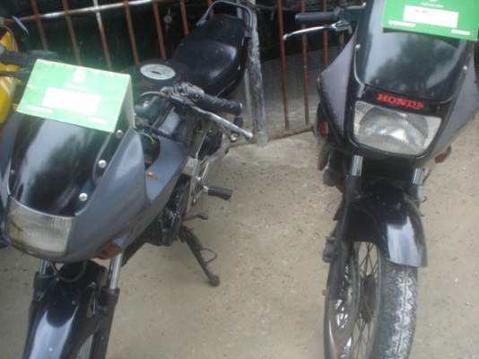 HONDA  3 คัน ขี่ได้เลย 2 คัน 1คันต้องเชคเครื่อง ขายเหมา