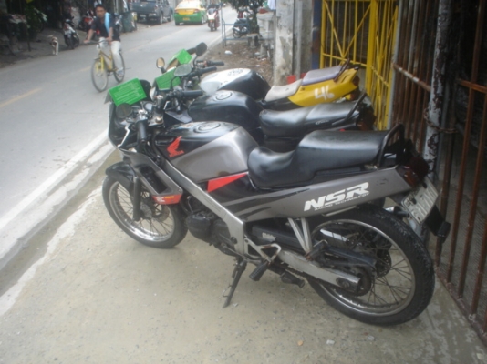 HONDA  3 คัน ขี่ได้เลย 2 คัน 1คันต้องเชคเครื่อง ขายเหมา