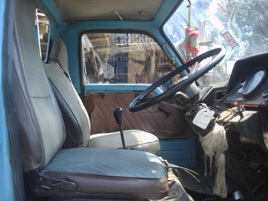 ุ6 ล้อ อีซูซุ