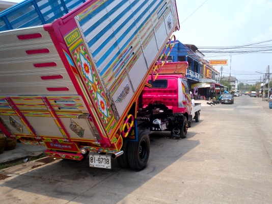 Hino Fc 120 สุดสวยแสนหวาน แอร์หนาวนะ  ดั้มต่อใหม่ ^^'''( เพิ่มเสาร์มา 1 คู่คับเจ๋งสุด ๆ)