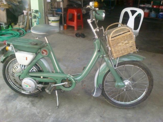 จักรยาน-ยนต์เก่าเก็บ