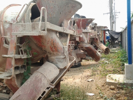 ขายโม่ปูน สวยๆครับ ตัวละ 3 แสนบาท