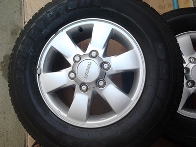 ขายแม็กISUZU ขอบ16 พร้อมยาง245/70/16 ปี 08 BRIDERTONE DUELER H/T 1 ชุด ขายแม็กISUZU ขอบ16 พร้อมยาง245/70/16 ปี 08 BRIDERTONE DUELER H/T 1 ชุด