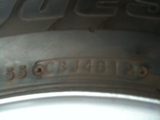 ยางพร้อมกระทะป้ายแดง 195/70/15 ครบชุด 4 เส้น