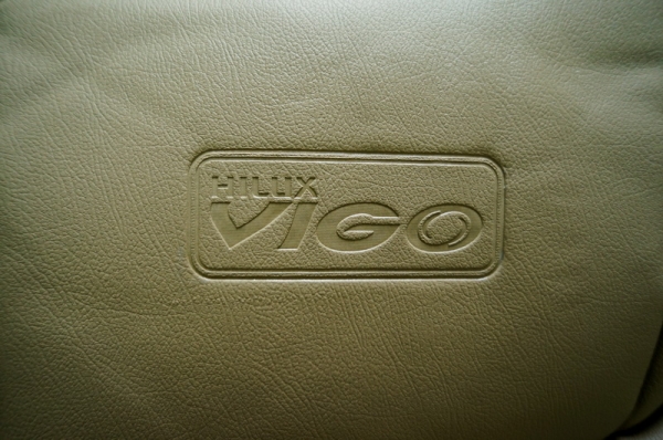 ขายเบาะหนังแบบสวม ViGo 4d 4ประตู