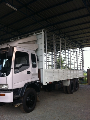 ISUZU 10ล้อ กะบะยาว 7 เมตร ยางใหม่หมด