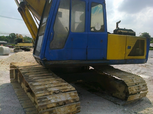 SK200 // 907 รถใช้งานอยู่ สภาพต้องล้าง เก็บงานบ้าง ฝากระโปรงมีครบ