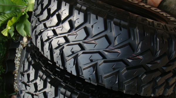 ขายยาง Mud Maxxis 764 ขนาด 31 10.5 r15 ปี11 สวยๆ