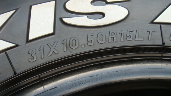 ขายยาง Mud Maxxis 764 ขนาด 31 10.5 r15 ปี11 สวยๆ ขายยาง Mud Maxxis 764 ขนาด 31 10.5 r15 ปี11 สวยๆ