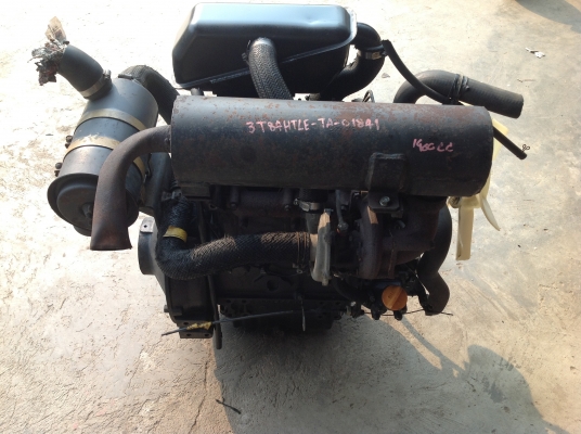 ขายเครื่องแบ็คโฮ PC 30,Pc40 เก่าญี่ปุ่น 3 สูบ ยี่ห้อ ยันม่าร์ (yanmar)รุ่น 3T84 เทอร์โบ ใช้แทน 3 D84ได้คับ สภาพสวยพร้อมใช้งาน