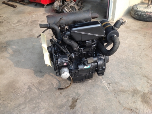 ขายเครื่องแบ็คโฮ PC 30,Pc40 เก่าญี่ปุ่น 3 สูบ ยี่ห้อ ยันม่าร์ (yanmar)รุ่น 3T84 เทอร์โบ ใช้แทน 3 D84ได้คับ สภาพสวยพร้อมใช้งาน