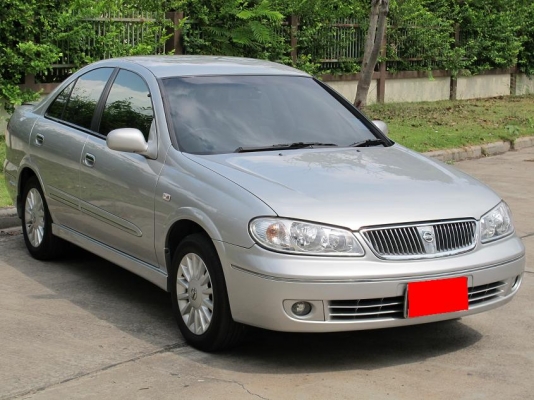 ++ขาย NISSAN SUNNY ปี 2004 1.8 VIP NEO สีบรอนซ์เงิน เกียร์ออโต้ ติดแก๊ส LPG++