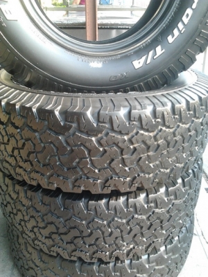 BF All 265/75/16 ปี09 สวยๆ 1 ชุด BF All 265/75/16 ปี09 สวยๆ 1 ชุด