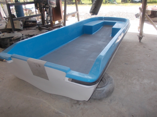 เรือ13ฟุตสามลอน