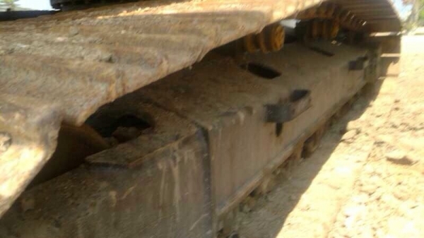 ขายด่วน!! KOMATSU PC200-8 ไมล์ ชม.9000สภาพสวยๆๆค่ะ ขายด่วน!! KOMATSU PC200-8 ไมล์ ชม.9000สภาพสวยๆๆค่ะ