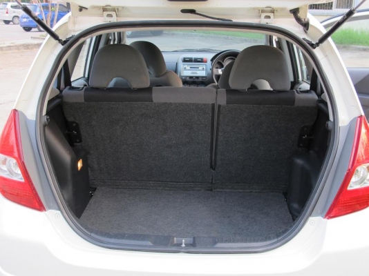 ขาย HONDA JAZZ i-DSI 1.5 AT ปี 2006