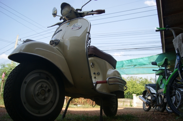 เวสป้า 90   28000    พร้อมส่ง   ด่วนๆๆๆ